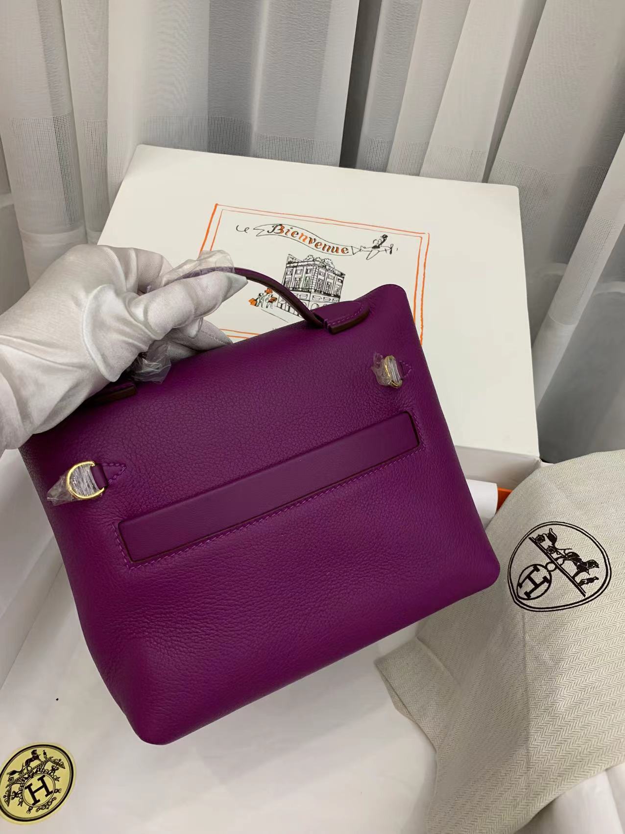 Hermes Kelly Mini 2424 21cm Handbag in Purple Clemence Leather 